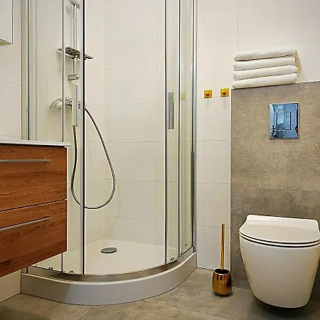 Hugo Star * Cracóvia