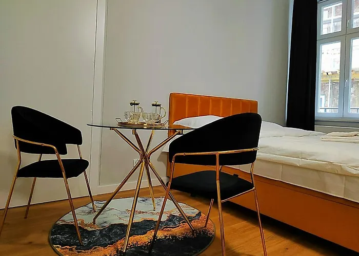 Daire Hugo Star Krakow